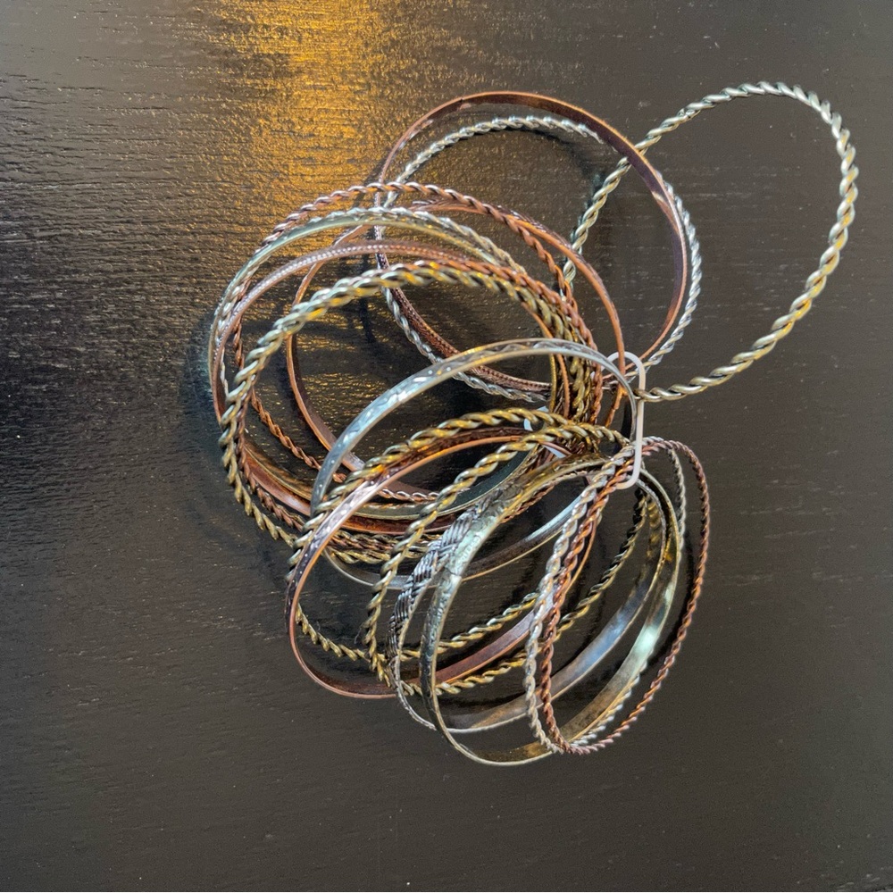 Free with Bundle Bunch of Bracelets multiples Gold Rose Gold